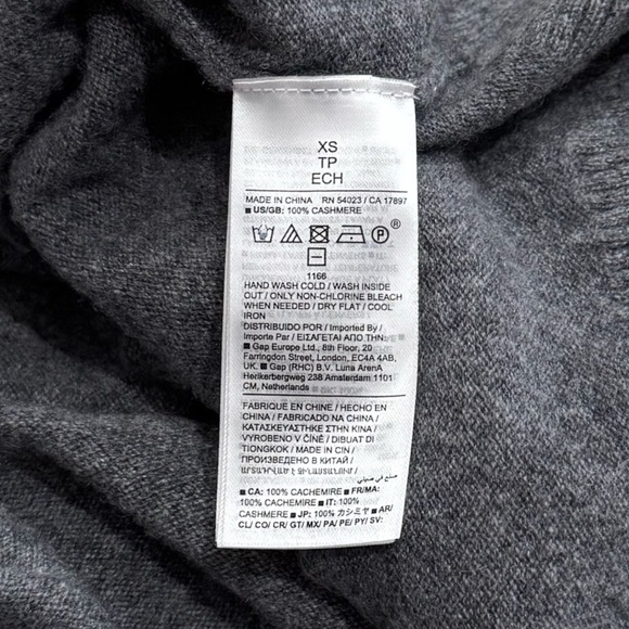 Banana Republic Calvina Cashmere Sweater Top Comfy Minimalist Capsule XS - Picture 10 of 12